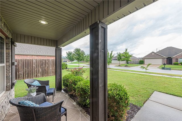 4430 W Anthem Drive, Fayetteville, AR 72704