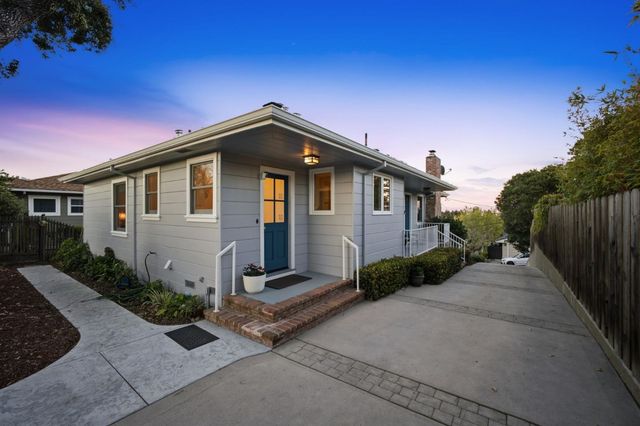 334 Oakview Drive, San Carlos, CA 94070