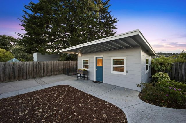334 Oakview Drive, San Carlos, CA 94070