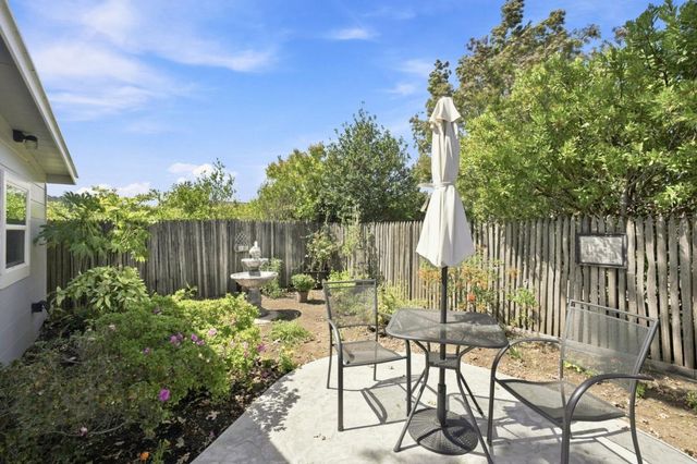 334 Oakview Drive, San Carlos, CA 94070