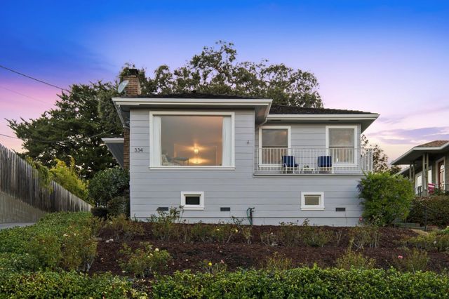334 Oakview Drive, San Carlos, CA 94070