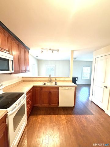 18 West Center Street, Southington, CT 06489