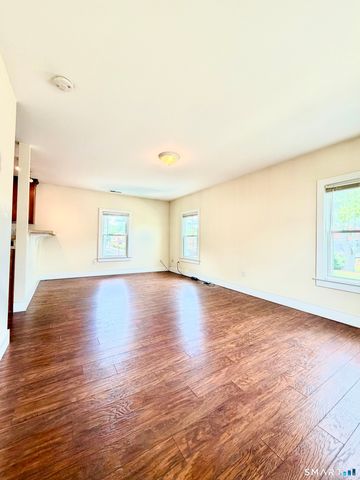 18 West Center Street, Southington, CT 06489