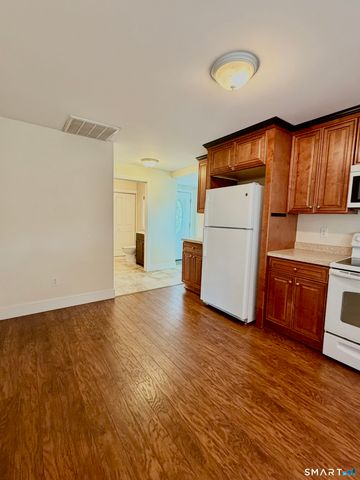 18 West Center Street, Southington, CT 06489