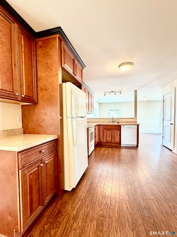 18 West Center Street, Southington, CT 06489