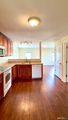 18 West Center Street, Southington, CT 06489