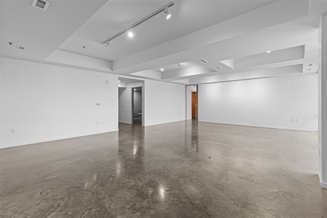 404 E College Street 1007, Iowa City, IA 52240