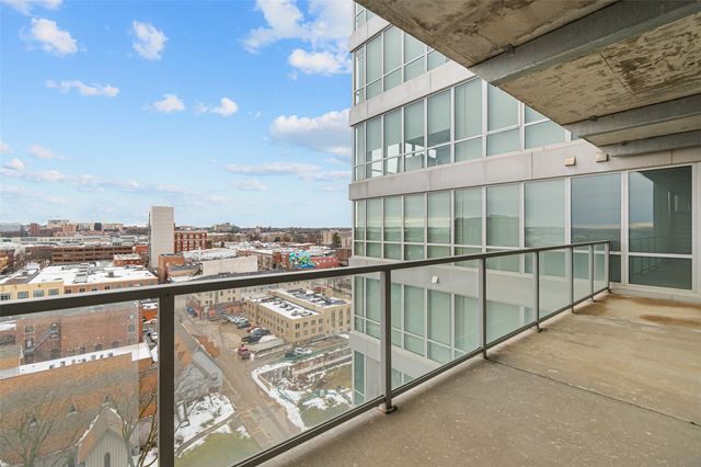 404 E College Street 1007, Iowa City, IA 52240