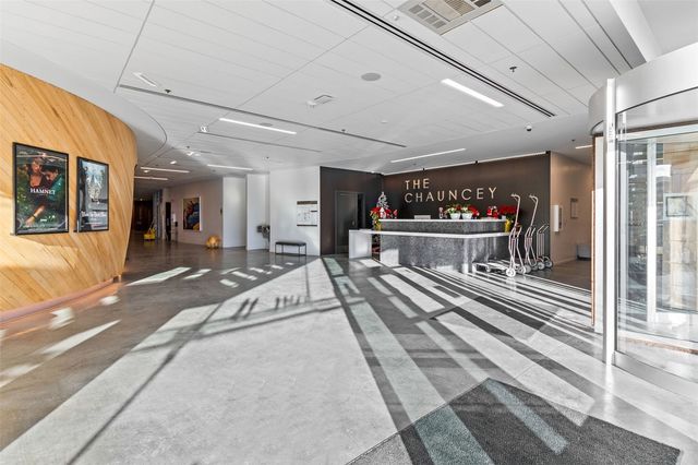 404 E College Street 1007, Iowa City, IA 52240