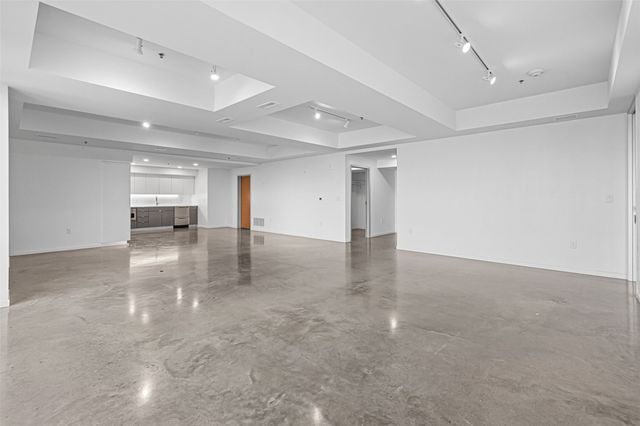 404 E College Street 1007, Iowa City, IA 52240