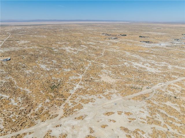 22 Avenue F, Redman, CA 93535