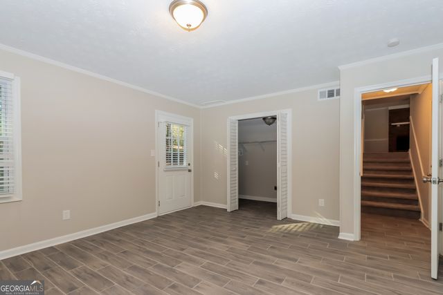 565 Greenview Avenue SE, Conyers, GA 30094