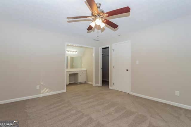 565 Greenview Avenue SE, Conyers, GA 30094