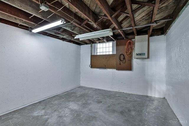 3432 Alta Vista Avenue, Cheviot, OH 45211