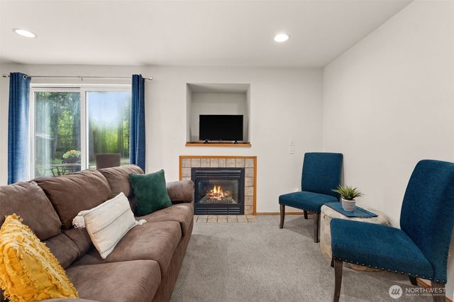 15702 66th Avenue NW, Gig Harbor, WA 98332