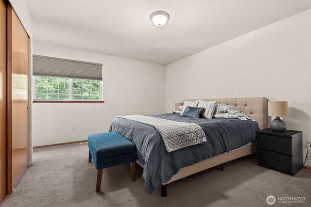 15702 66th Avenue NW, Gig Harbor, WA 98332