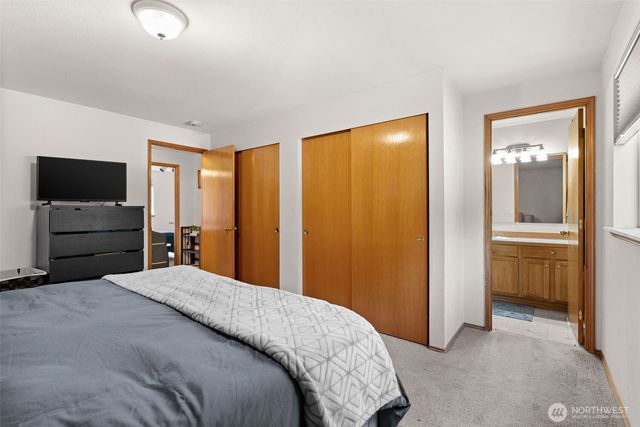 15702 66th Avenue NW, Gig Harbor, WA 98332