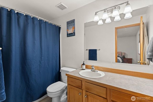 15702 66th Avenue NW, Gig Harbor, WA 98332