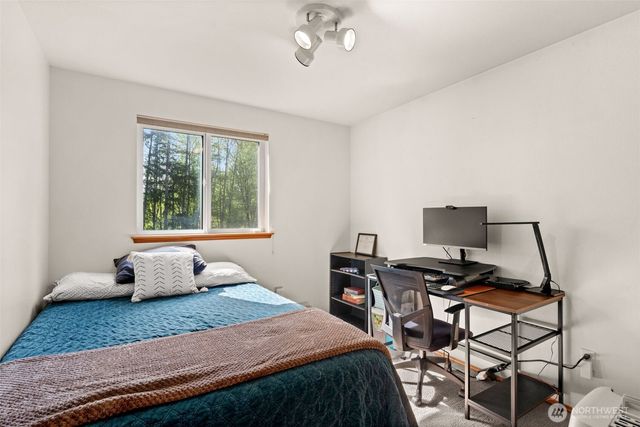 15702 66th Avenue NW, Gig Harbor, WA 98332
