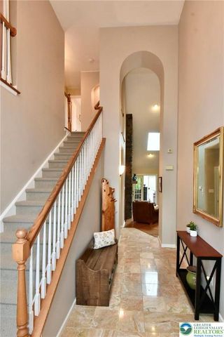 291 Water Lilly Court, Upper Macungie Twp, PA 18104