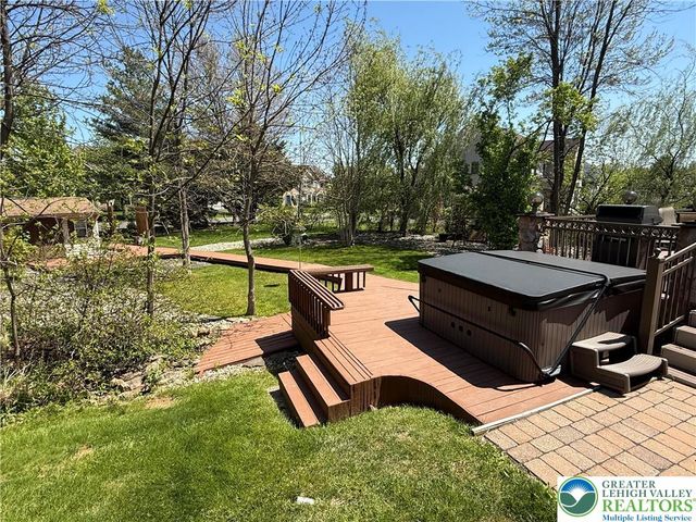 291 Water Lilly Court, Upper Macungie Twp, PA 18104