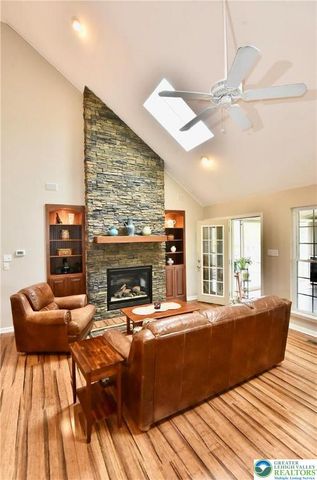 291 Water Lilly Court, Upper Macungie Twp, PA 18104