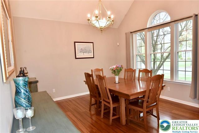 291 Water Lilly Court, Upper Macungie Twp, PA 18104