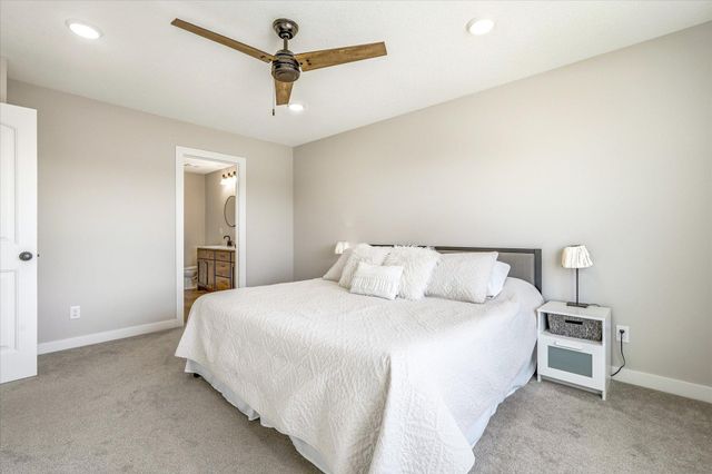 25686 Euclid Avenue, Wyoming, MN 55092