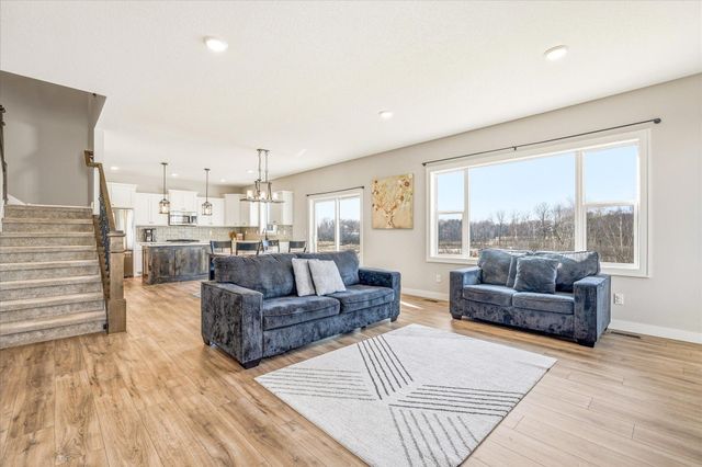 25686 Euclid Avenue, Wyoming, MN 55092