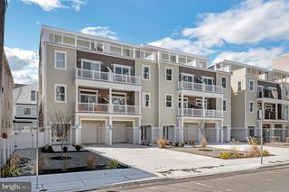 418-420 E FARRAGUT RD #I, Wildwood Crest, NJ 08260