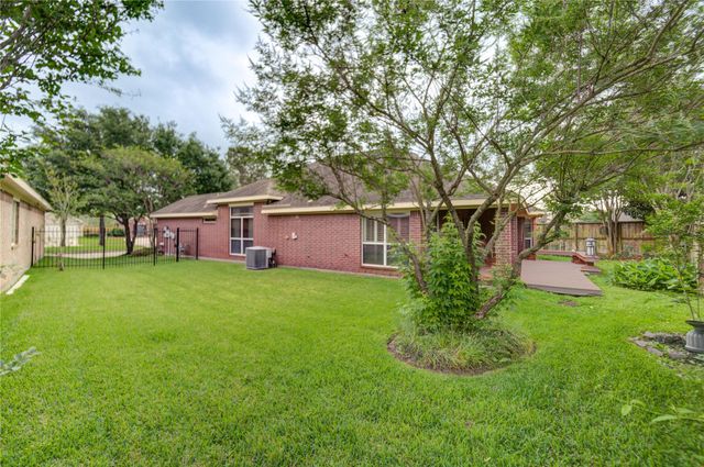 5026 Lodenberry Court, Katy, TX 77494