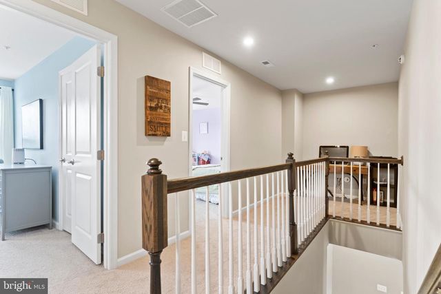 4266 SECRETARIAT ST, Harrisburg, PA 17112