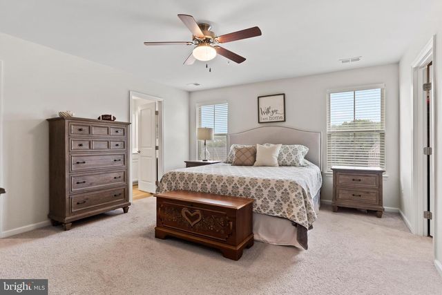 4266 SECRETARIAT ST, Harrisburg, PA 17112