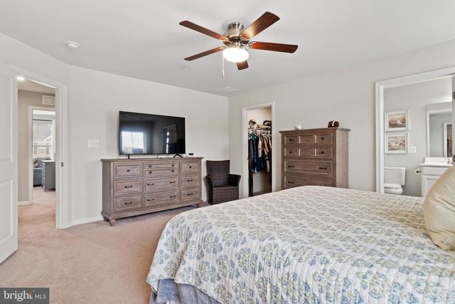 4266 SECRETARIAT ST, Harrisburg, PA 17112