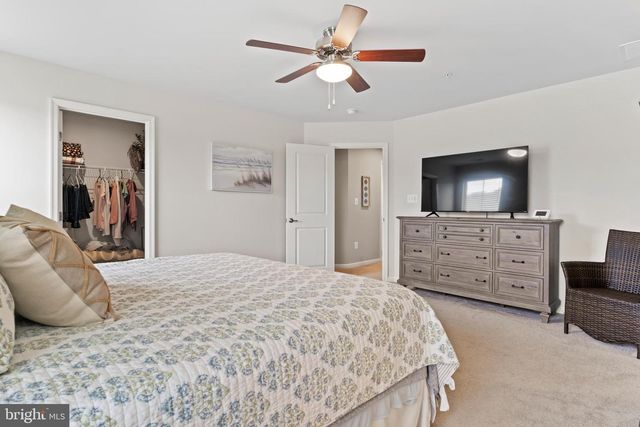 4266 SECRETARIAT ST, Harrisburg, PA 17112