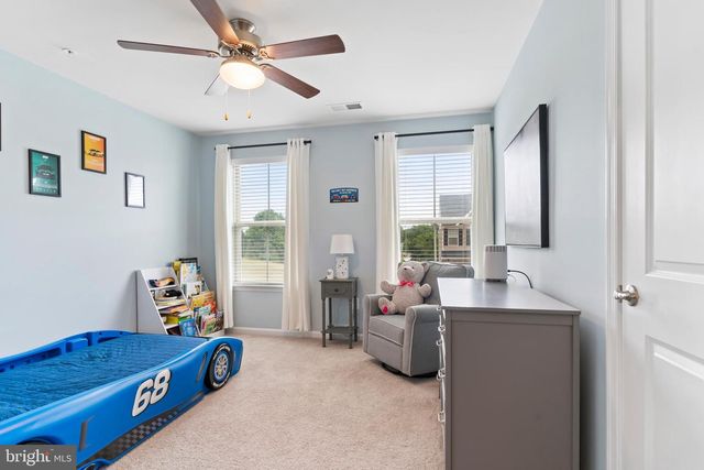 4266 SECRETARIAT ST, Harrisburg, PA 17112