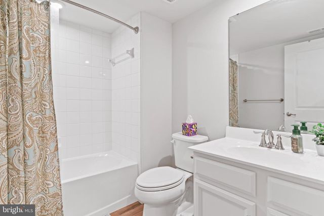 4266 SECRETARIAT ST, Harrisburg, PA 17112