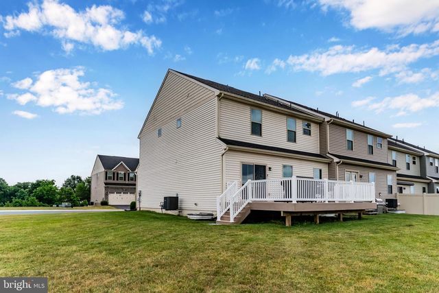 4266 SECRETARIAT ST, Harrisburg, PA 17112