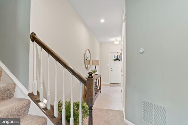 4266 SECRETARIAT ST, Harrisburg, PA 17112