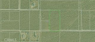 1 Gustine Street, Apple Valley, CA 92307