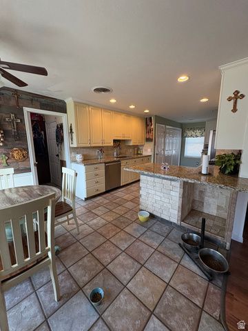 3463 W 14400 S, Bluffdale, UT 84065