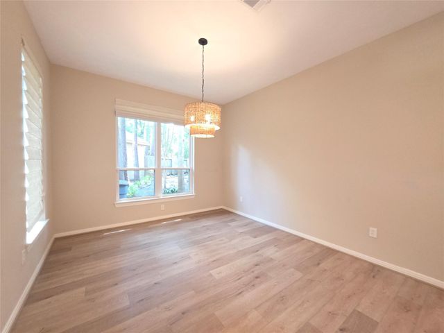 6 Cheshire Glen Court, The Woodlands, TX 77382