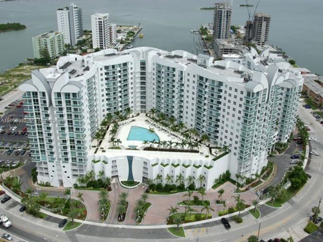 7900 Harbor Island Drive 608, North Bay Village, FL 33141