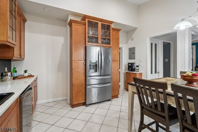 70 Hillside Ave, West Orange Twp., NJ 07052