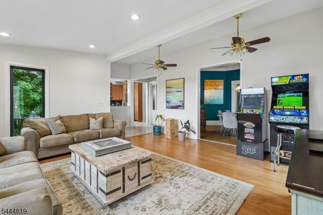 70 Hillside Ave, West Orange Twp., NJ 07052