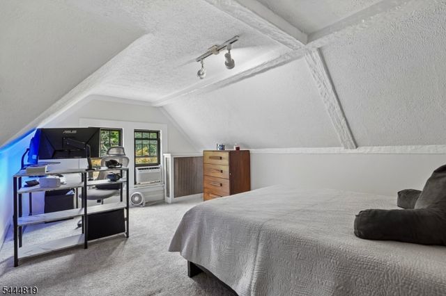 70 Hillside Ave, West Orange Twp., NJ 07052