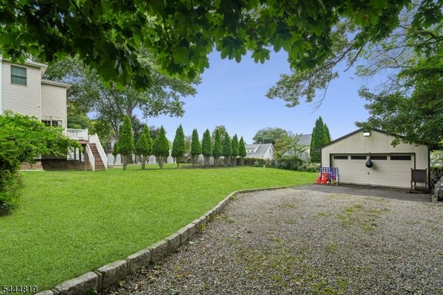 70 Hillside Ave, West Orange Twp., NJ 07052