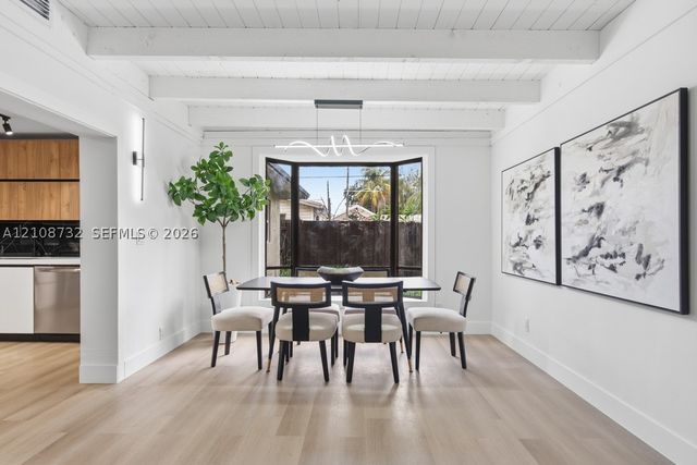 5180 SW 27th Ter, Dania Beach, FL 33312