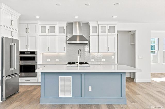 6513 Bridlespur Street, Castle Pines, CO 80108