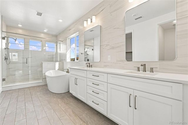 6513 Bridlespur Street, Castle Pines, CO 80108